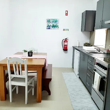 Moradia T5 Guest house Ponta Garca