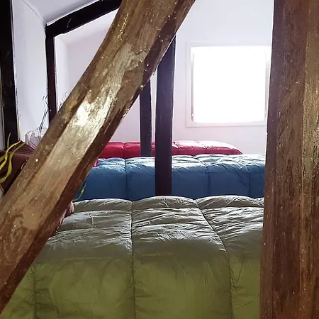 Guest house Moradia T5 Ponta Garca